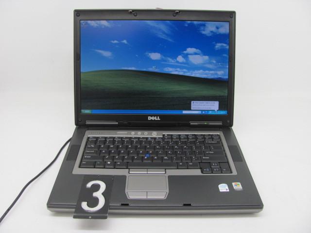 lot 3 image: Dell latitude D820 laptop computer....