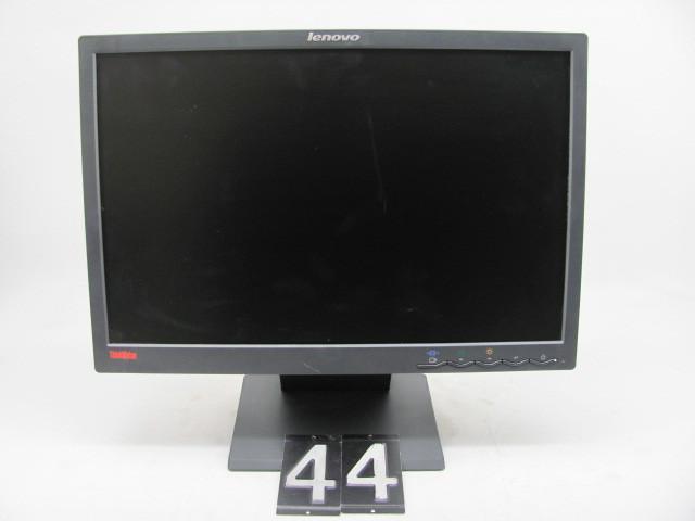lot 44 image: Lenovo L1997 Wa 19" LCD monito...