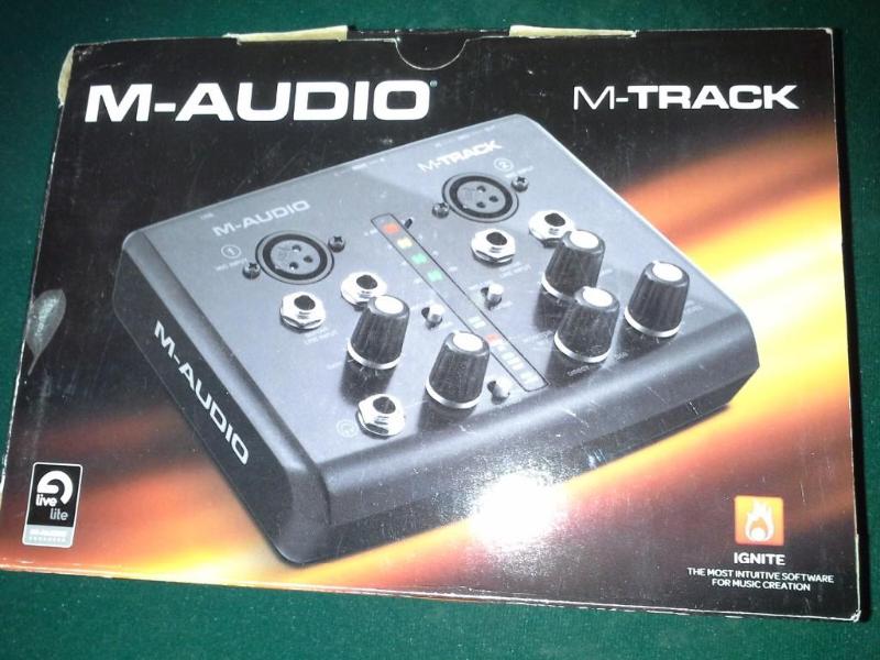 lot 103 image: Usb AudioMidi Interface
