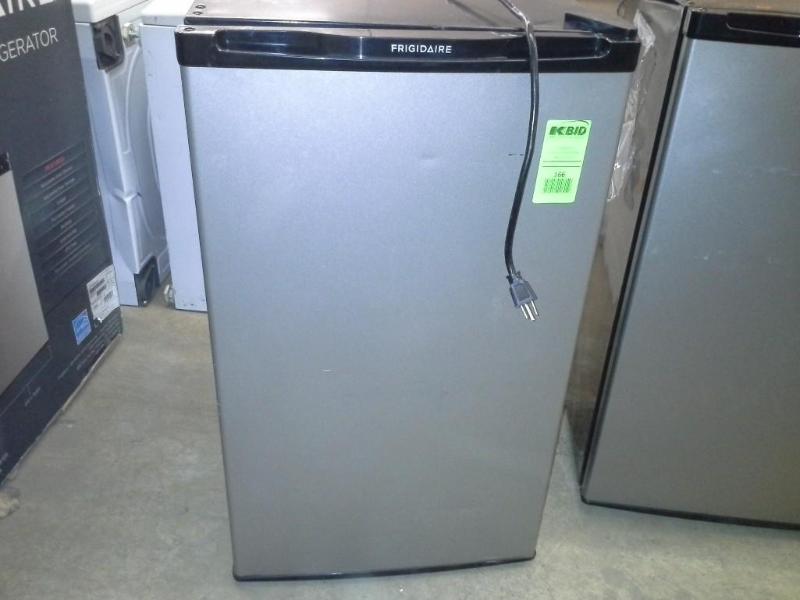 lot 166 image: Compact Refrigerator