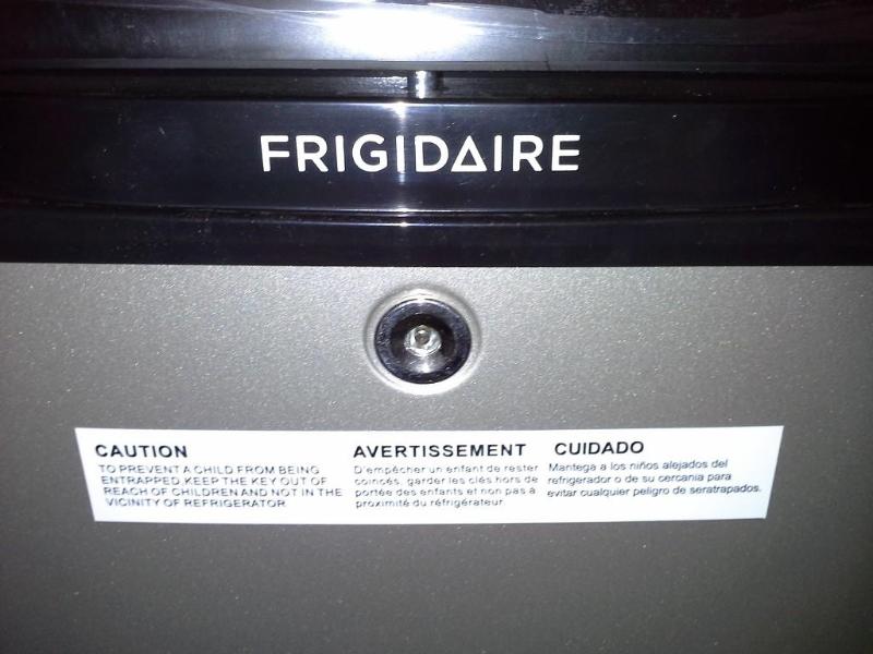 lot 168 image: Compact Refrigerator