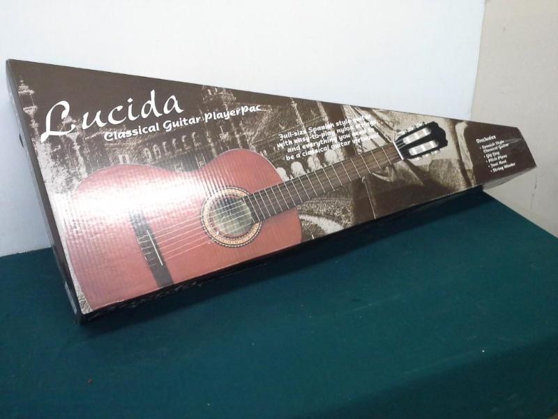lot 17 image: Lucida Spanish Guitar