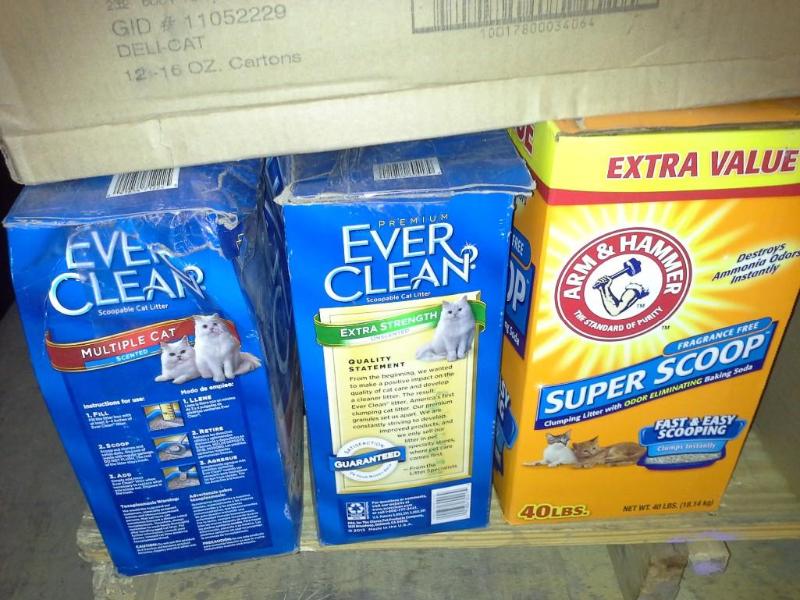 lot 185 image: Pet Supplies