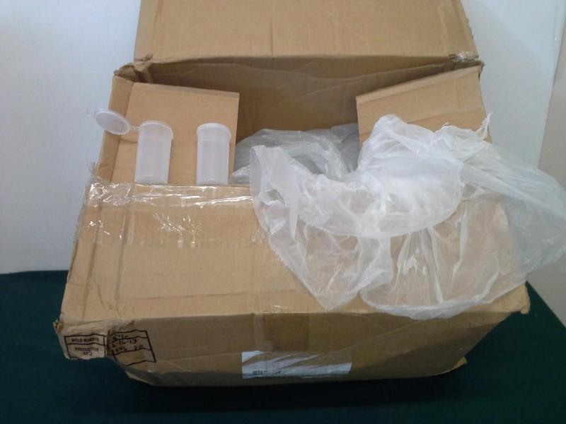 lot 221 image: Corning   Snap-Seal  No  1730