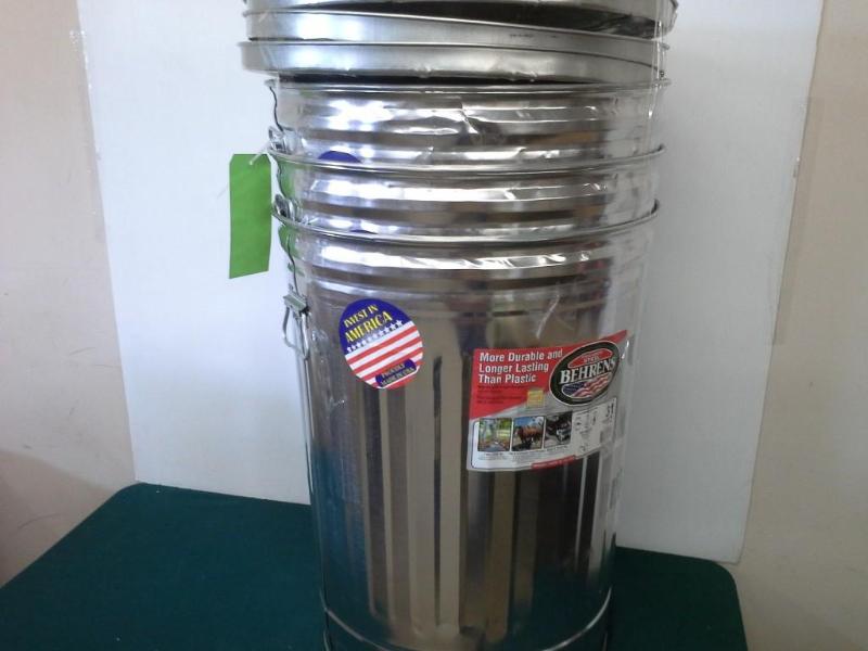 lot 226 image: 3 Metal Garbage Cans