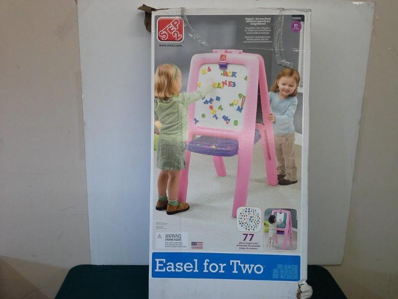 lot 276 image: Step 2 Easel For Two