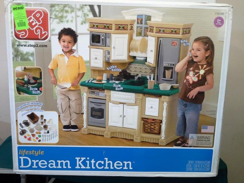 lot 279 image: Step 2 Dream Kitchen