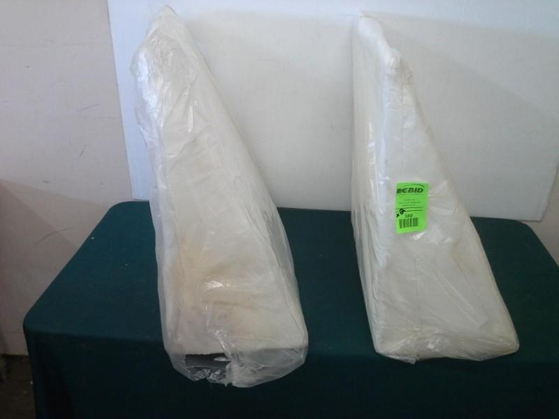 lot 380 image: Foam Bed Wedges