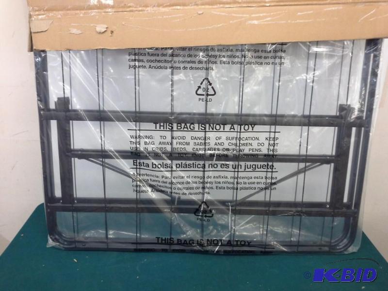 lot 382 image: Bedframe