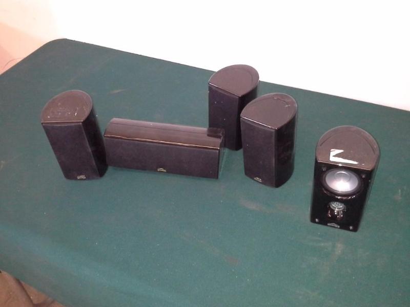 lot 90 image: Klipsch Speakers