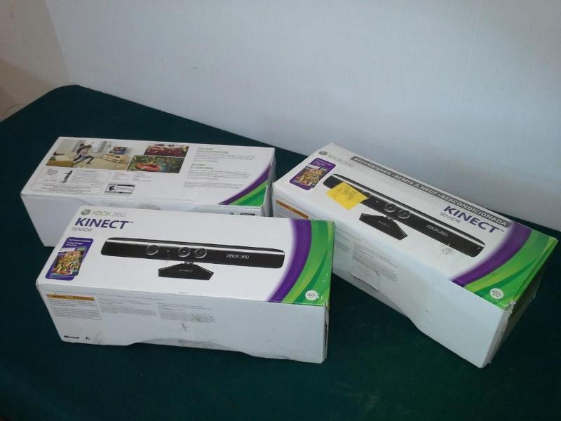 lot 91 image: Kinect Sensor For Xbox 360