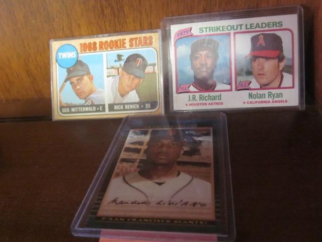 lot 11 image: Mixed lot of (3) baseball cards. &n...