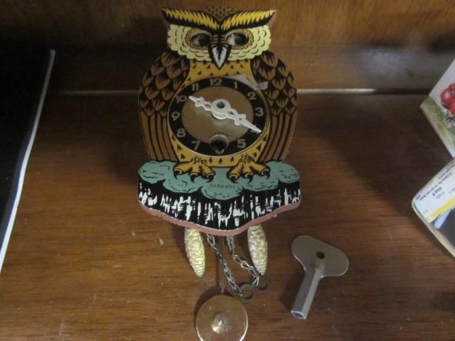 lot 13 image: Rare vintage German owl clock with ...