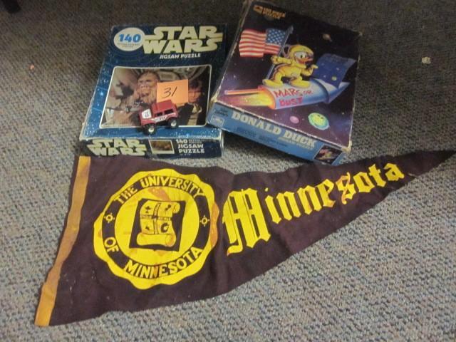 lot 31 image: Mixed lot including 1977 Star Wars ...