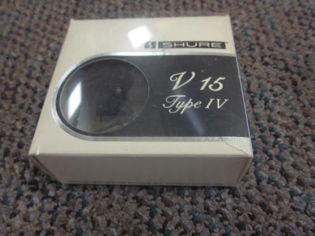 lot 61 image: Shure&nbspV15 Type IV, Super Track...