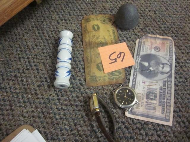 lot 65 image: Miscellaneous items, including a 1,...