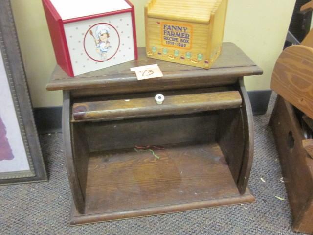 lot 73 image: Lot of bread and recipe boxes. &nbs...