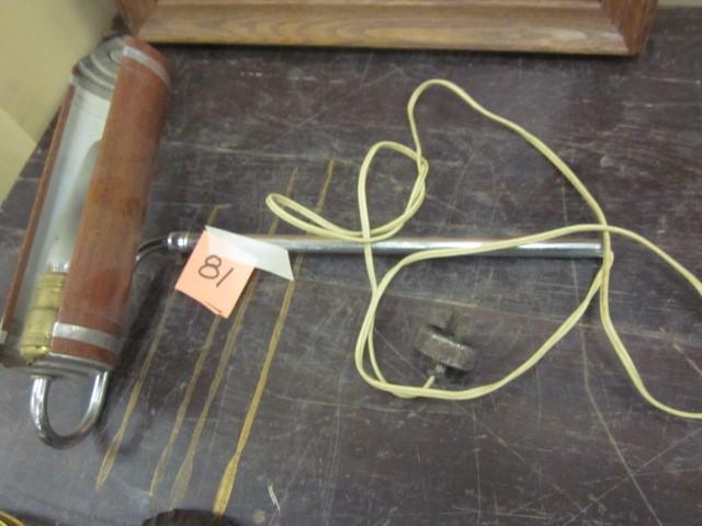 lot 81 image: Vintage light, project piece....