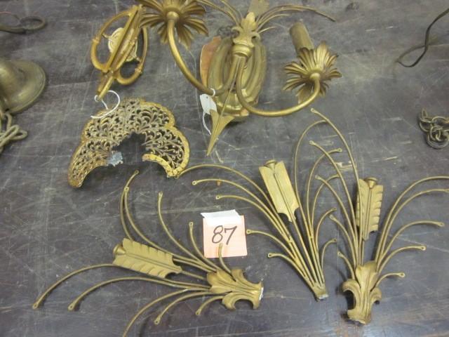 lot 87 image: Antique wall sconce and other gilde...