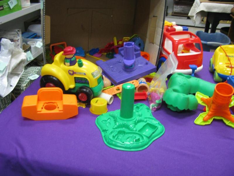 box of misc childrens toys...