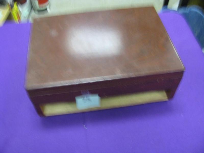 silverware box missing drawer...