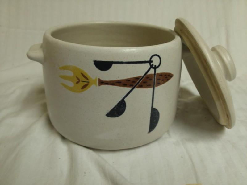 Vintage West bend Bean Pot CROCK...