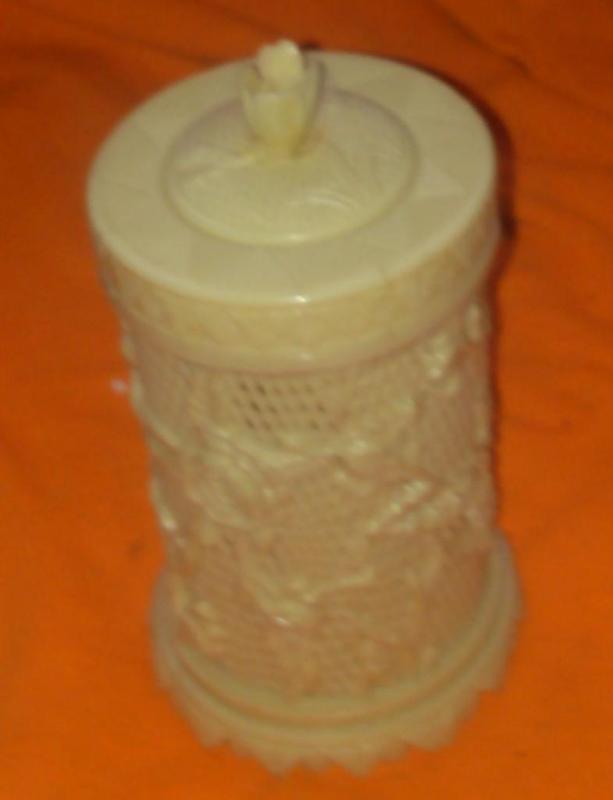 Vintage mid-century CELLULOID plast...