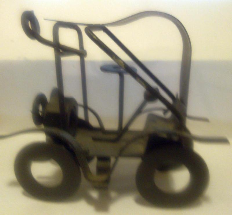 Vintage Metal Sculpture of Antique ...