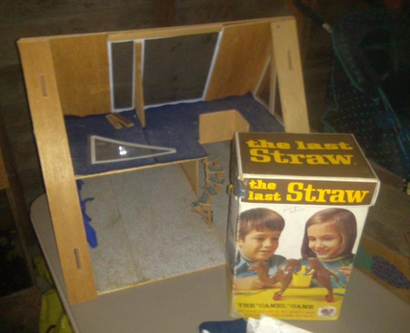 VINTAGE doll house and 1972 &quotT...