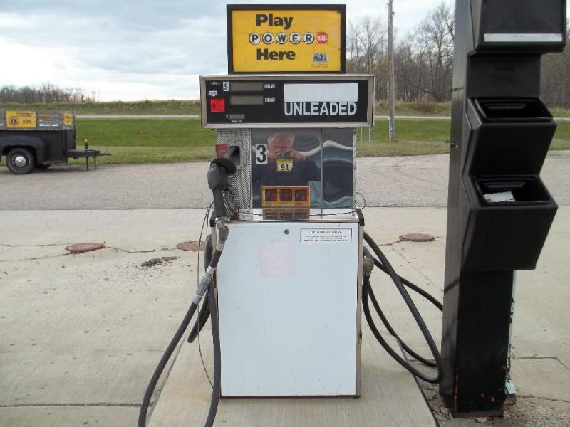Gas pump Tokheim...