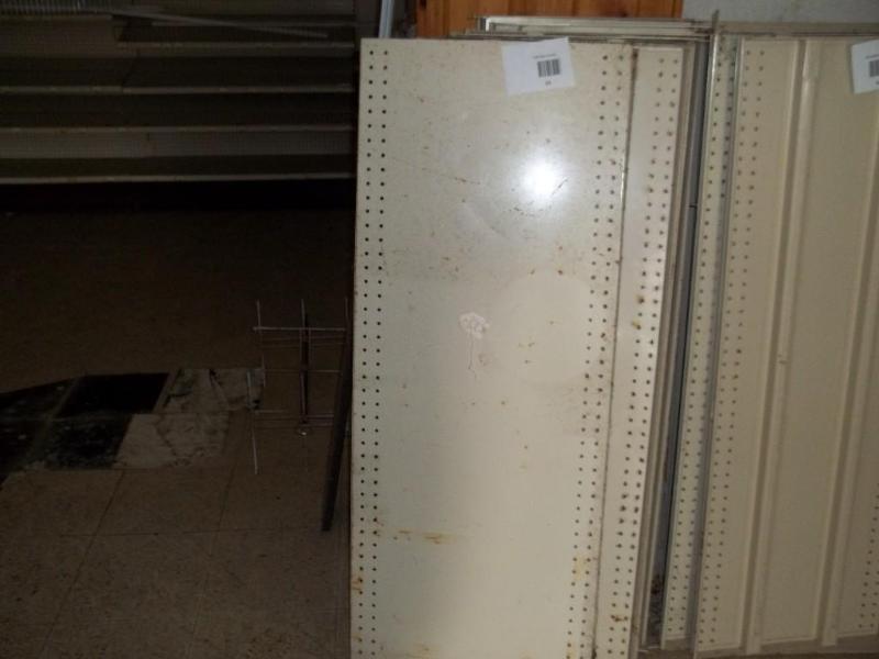 Shelves for shelving 8...
