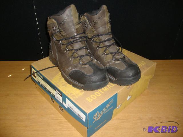 Danner MT Defiance Boots, sz 12, ta...