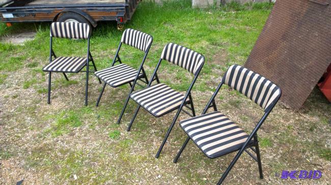 Folding Chairs, Lot of 4...