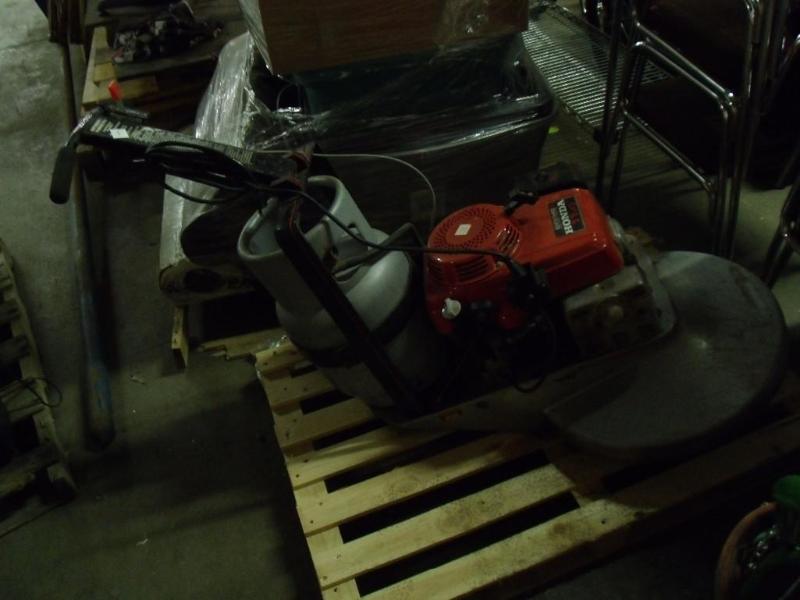 lot 1 image: Super buffer pioneer 2100. Propane ...