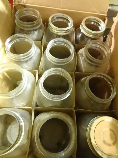lot 157 image: Caning jars and vintage zinc caning...