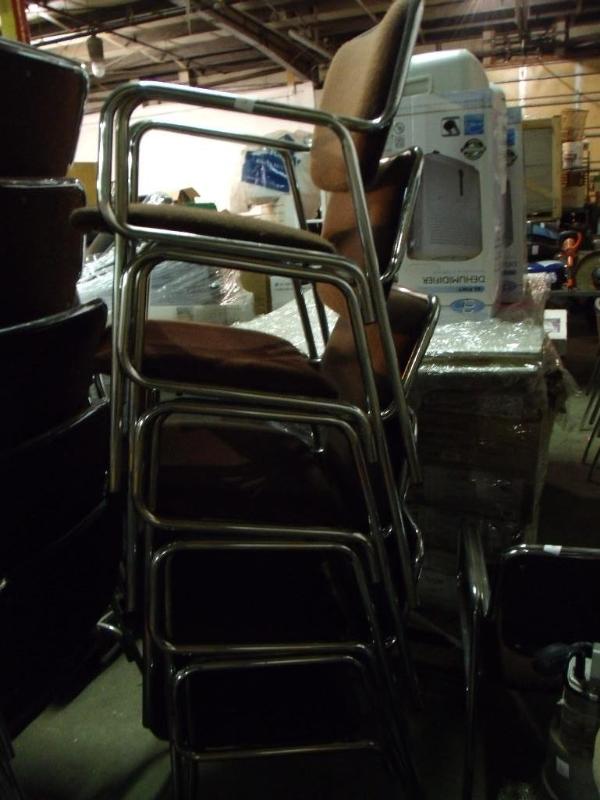 lot 4 image: 5 metaL framed stack chairs...
