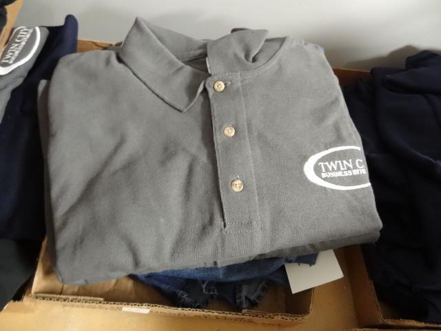 lot 66 image: 3 denim shirts XL. 3 large short sl...