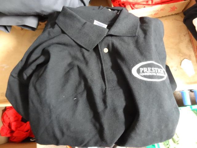 lot 71 image: 6 large short sleeve shirts. New...