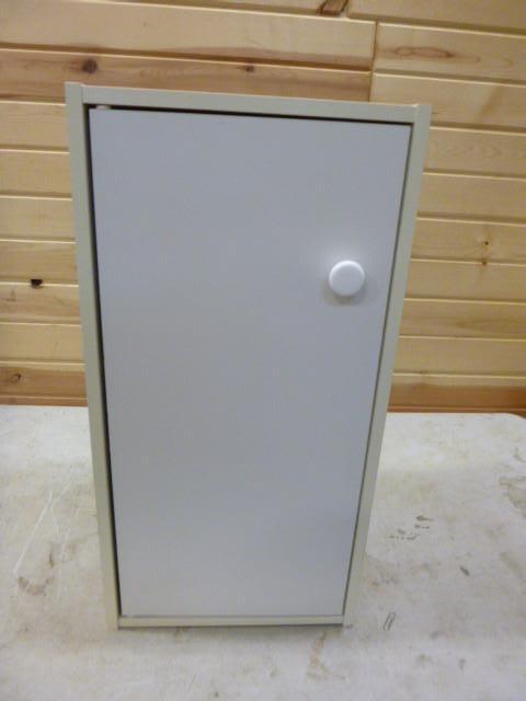 lot 109 image: Storage Cabinet with 2 Shelves 24&q...