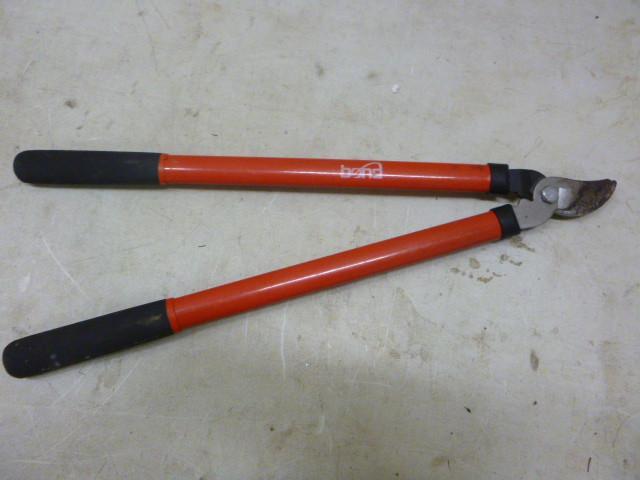 lot 157 image: Bond Pruner...