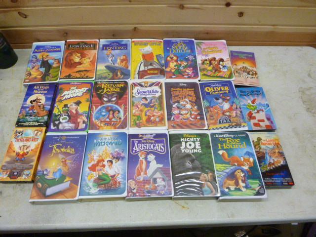 lot 175 image: 21 VHS Childrens Movies...