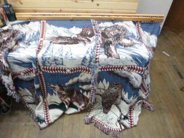 lot 180 image: Room Divider...