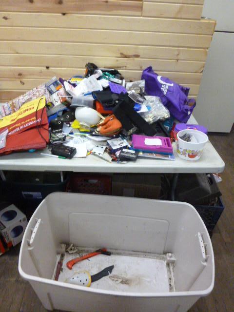 lot 181 image: Large Lot of Miscellaneous Items...