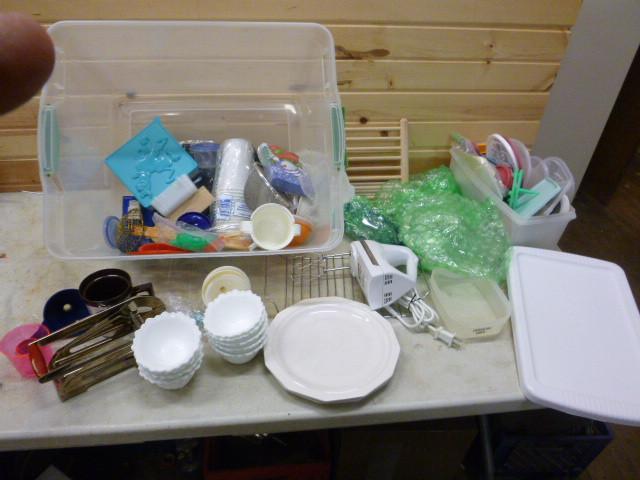 lot 183 image: Miscellaneous Kitchen Items...