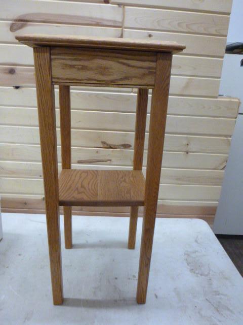 lot 199 image: Oak Stand 29 12" X 13 12&quo...