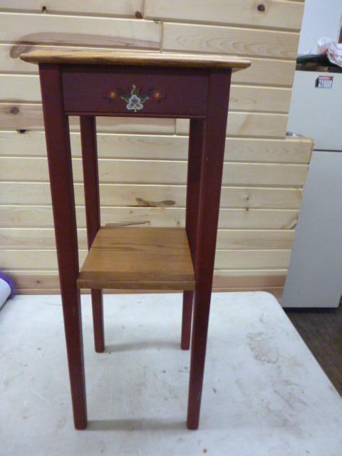 lot 212 image: Stand 32" X 13 12" X 13 ...