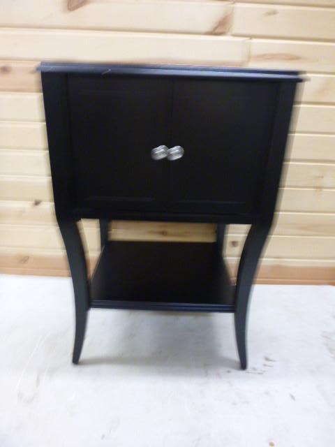 lot 214 image: Night Stand or End Table 27" X...
