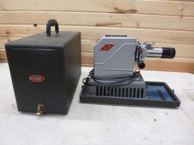 lot 217 image: Viewlex Filmstrip Projector Model A...