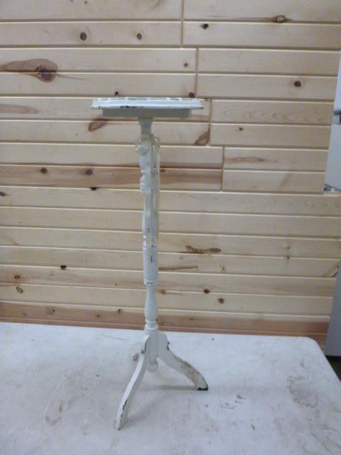 lot 229 image: Hand Made Mosaic Table 36" Hig...