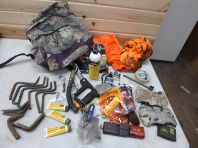 lot 251 image: Mad Dog Camouflage Back Pack with H...